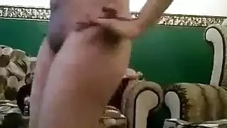 رقص بنت عربية في سهرة خاصة وتعري صحبتها وتصورها سري