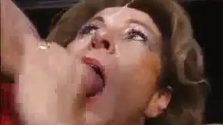 عاهرات جنوب آسيوي: فيديوهات جنس هندية صريحة