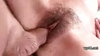 نوم مع خالتيه