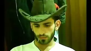 عاهرات هاويات جديدات في جلسة نيك جماعي صريح وبلع