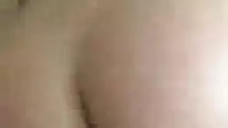سكس تعلم ابنتها كيف تمص زب