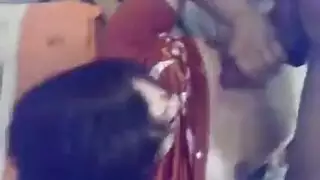 محارم الملابس الداخلية الحمراء: مشهد اختراق عميق بين الأشقاء