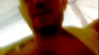 مصرية تتمكن في مص الوب