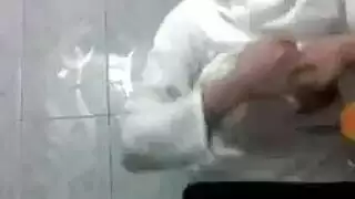 عربيه تضرب سبعة ونص